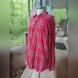 Talbots. Sz.L.‎ Red Plaid Women's Shirt
